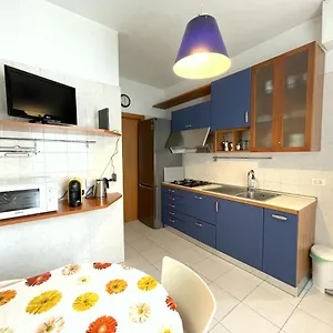 Accomodo Mib28 Bivano Navigli Milano